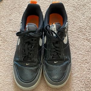 Air Force 1 shoes 9.5